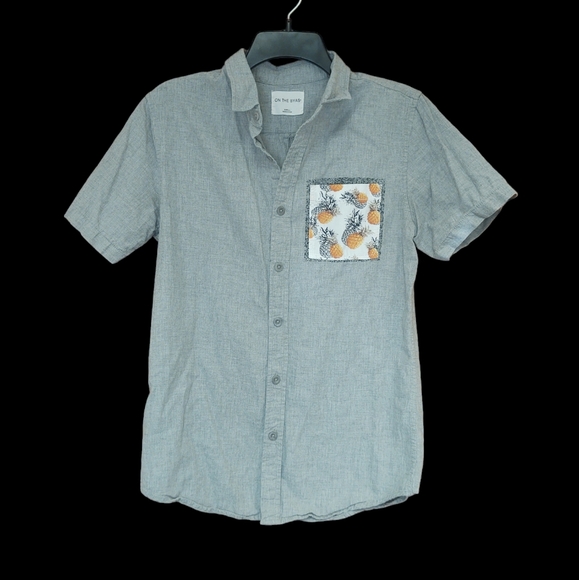 on the byas Other - *FINAL SALE* EUC On The Byas Mens Short Sleeved Button Down Size S